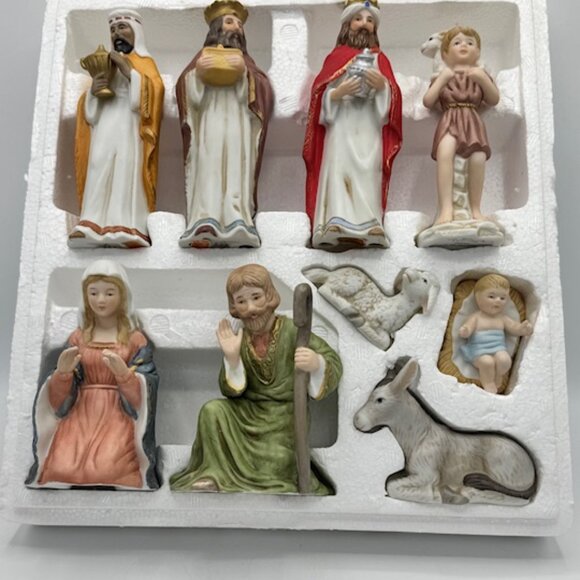 Vintage 1980's Lefton Christopher Collection Bethlehem Nativity Set - Mint - Picture 15 of 16
